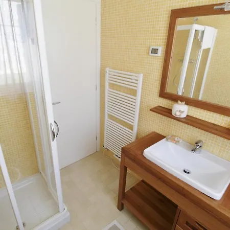 Villa Istrian With Unique Sea View Lovrecica (Istria)